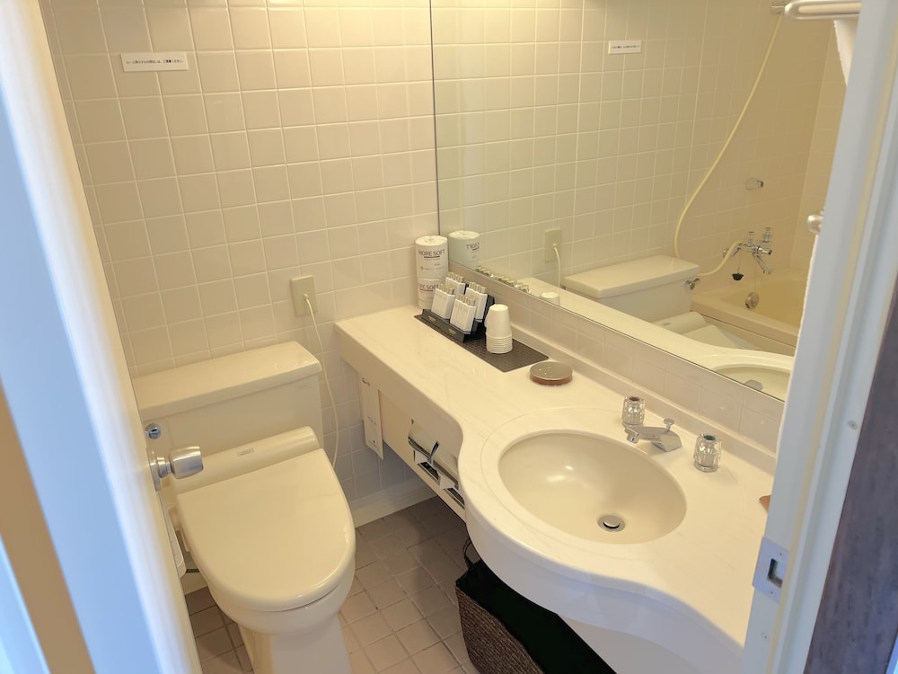 デラックス スイート バスルーム1 | ホリデイビラ ホテル & リゾート軽井沢