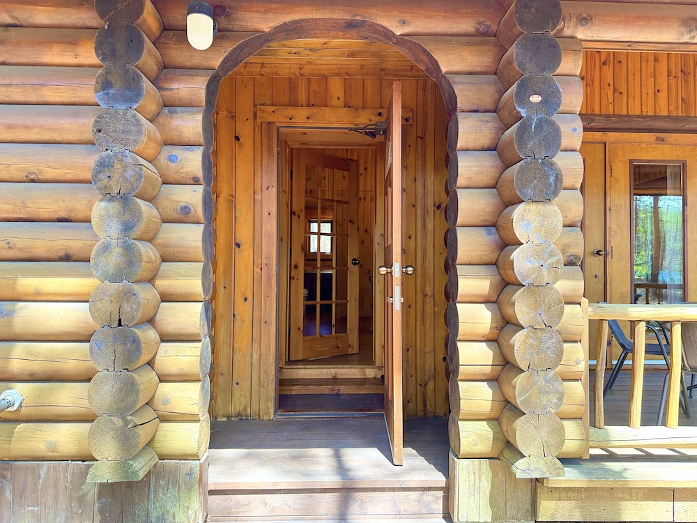 プライベートコテージ ログタイプ 客室2 | ホリデイビラ ホテル & リゾート軽井沢