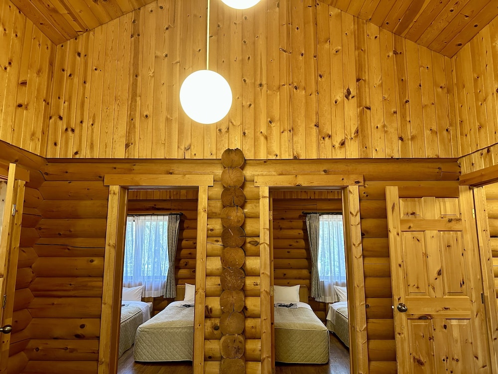 プライベートコテージ ログタイプ 客室3 | ホリデイビラ ホテル & リゾート軽井沢