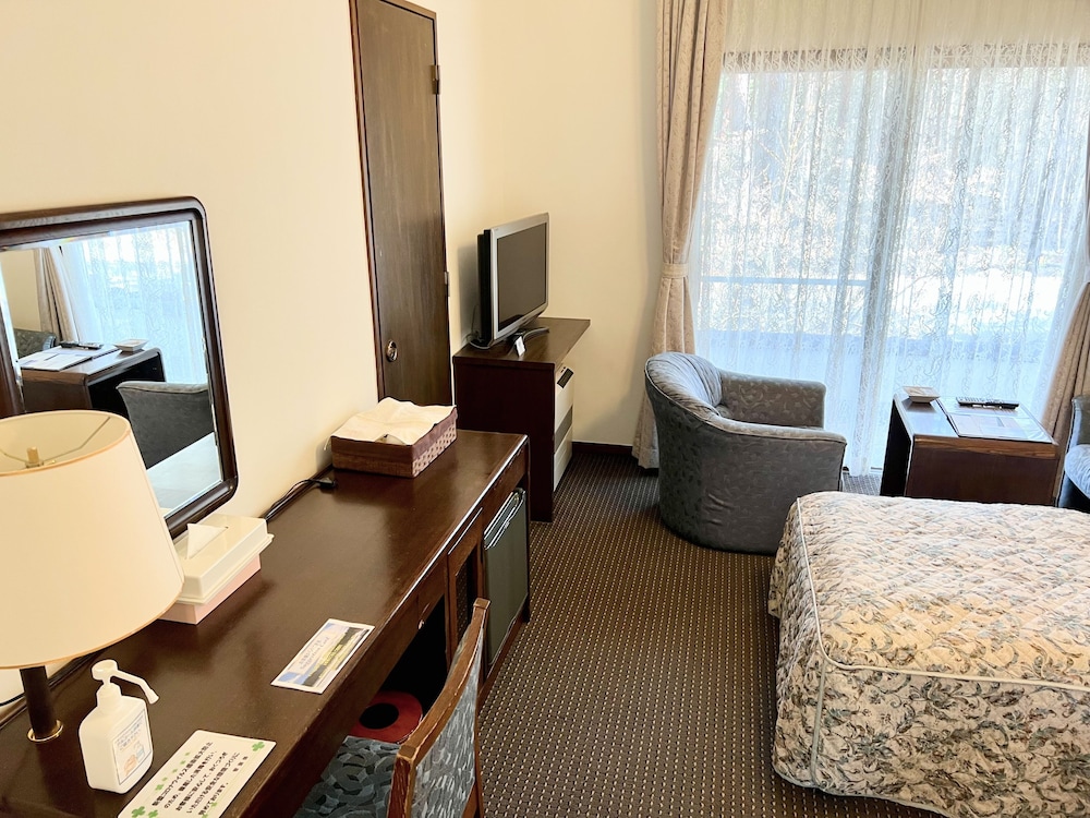 フォースルーム 禁煙 客室3 | ホリデイビラ ホテル & リゾート軽井沢