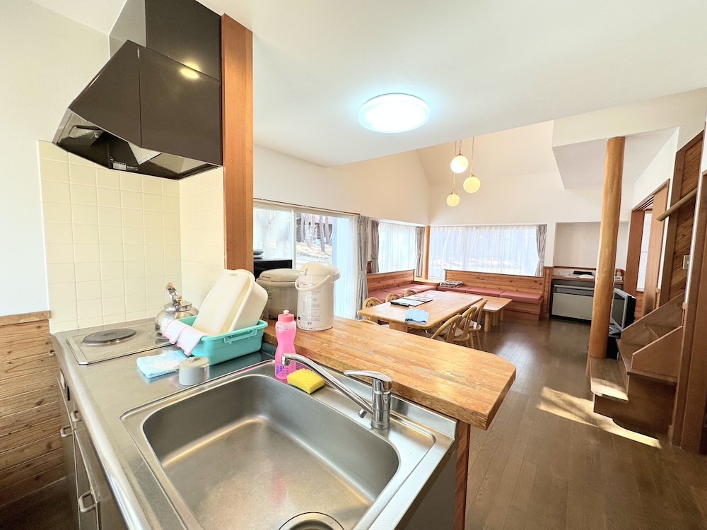 プライベートコテージ ヴィラタイプ 専用キッチン1 | ホリデイビラ ホテル & リゾート軽井沢