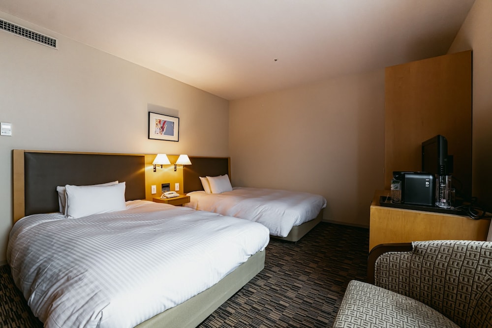 スーペリア ツインルーム 禁煙 客室2 | オークスカナルパークホテル富山