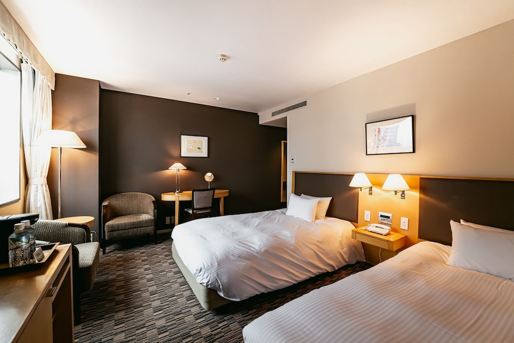 スーペリア ツインルーム 禁煙 客室3 | オークスカナルパークホテル富山