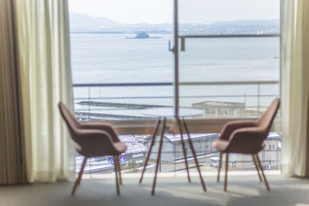 和室 客室2 | 氷見温泉郷 魚巡りの宿 永芳閣