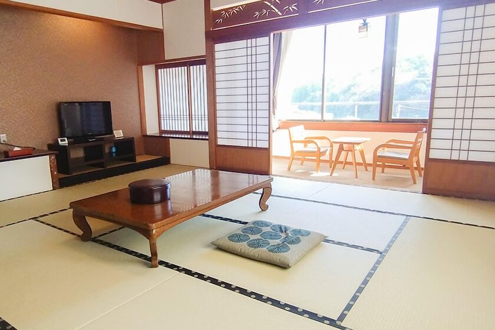 [禁煙] スタンダード和室12.5畳内風呂あり（別館） | 大江戸温泉物語 あわら