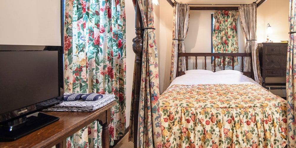 英国古民家風コテージ・ダブル(洋バス・客室露天風呂付) | ガストホフあみ