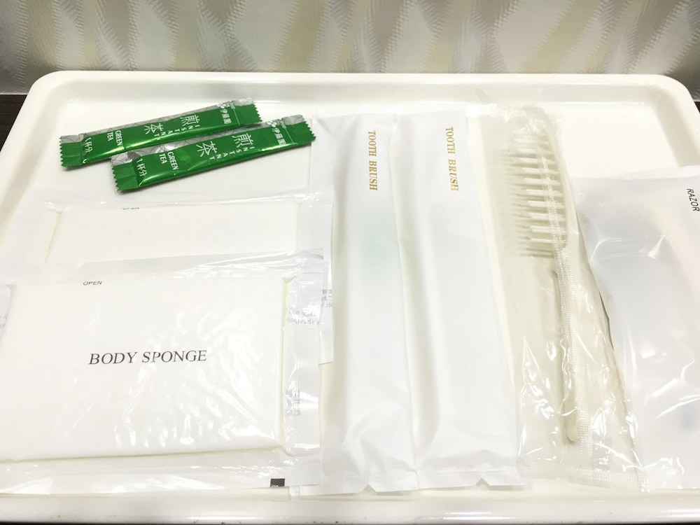 スタンダード ツインルーム 喫煙可 客室の設備とサービス1 | ホテル古川ヒルズ