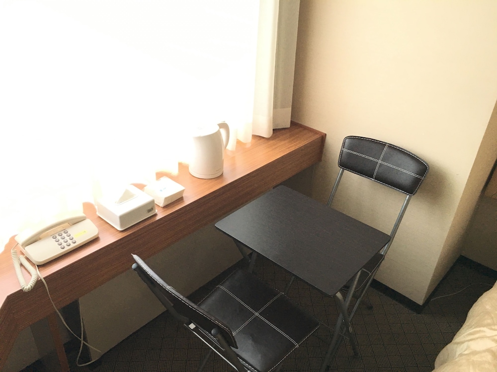 スタンダード ツインルーム 喫煙可 客室2 | ホテル古川ヒルズ
