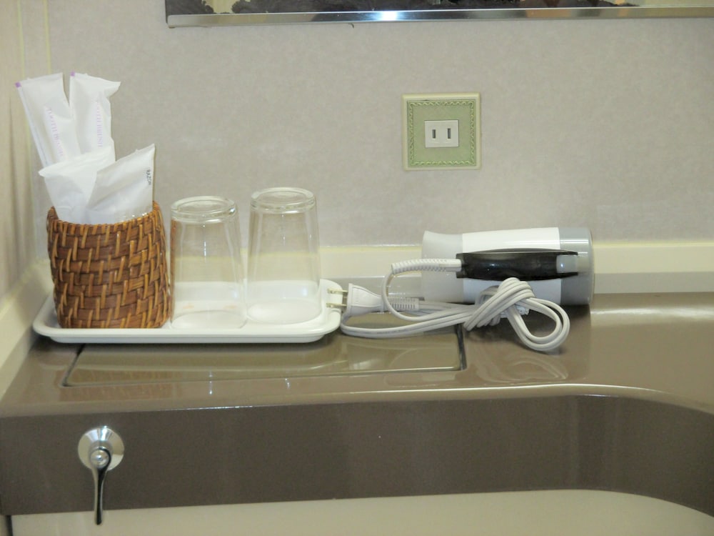 ツインルーム 喫煙可 バスルームの設備0 | 室蘭プリンスホテル