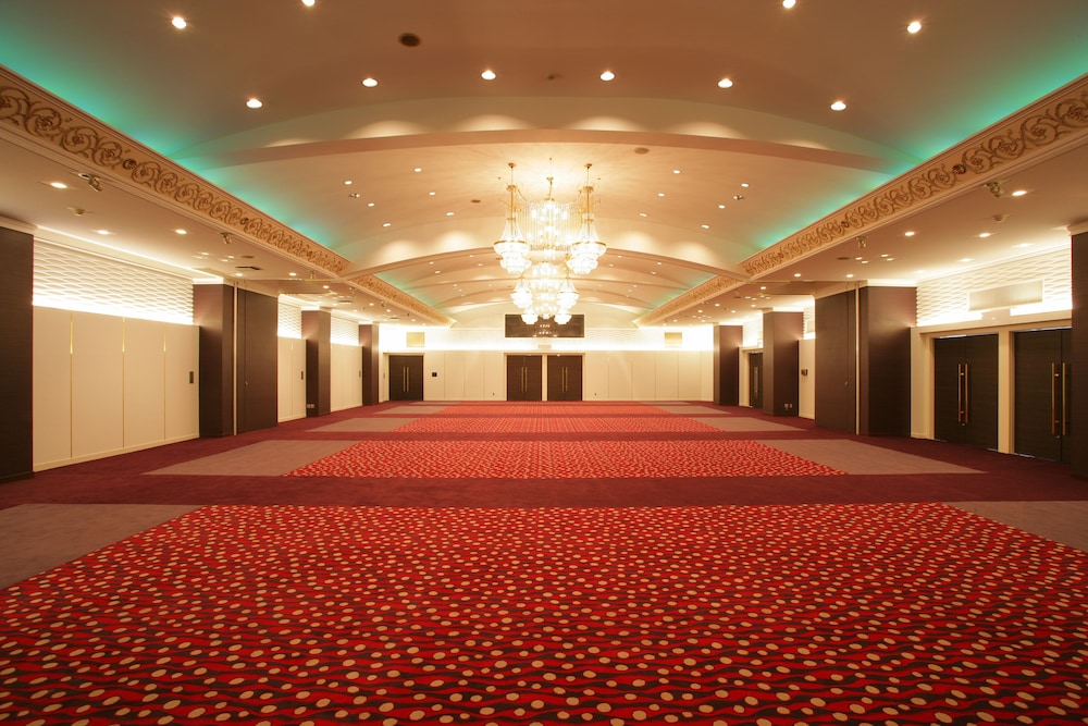 ボールルーム1 | 室蘭プリンスホテル