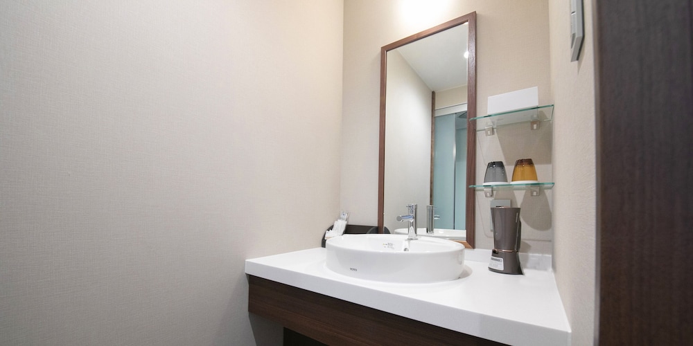 [スーペリア ツイン] 25平米, 2 ベッドルーム, 禁煙 客室の設備とサービス1 | 岩国国際観光ホテル