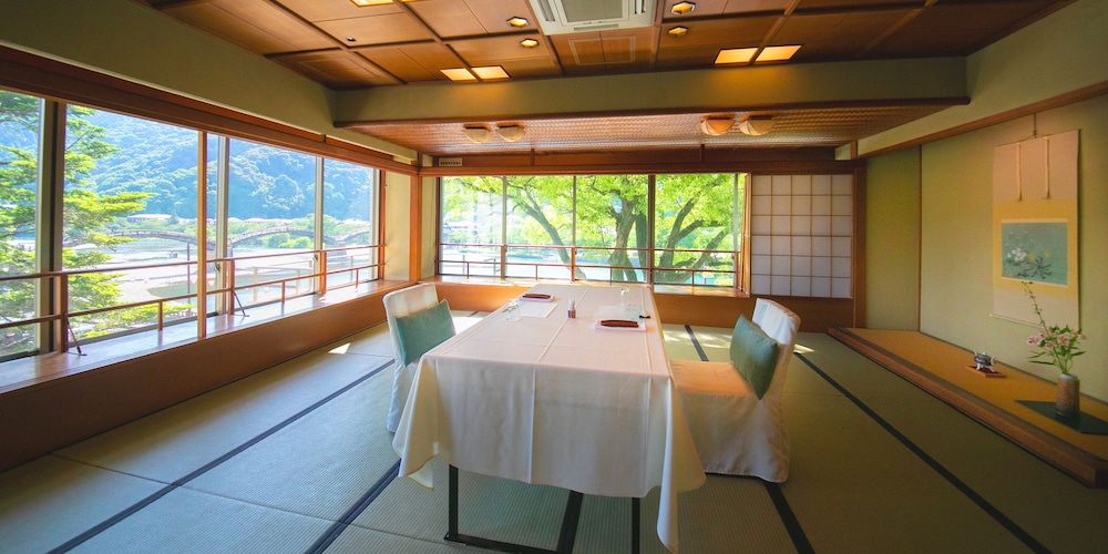 レストラン1 | 岩国国際観光ホテル