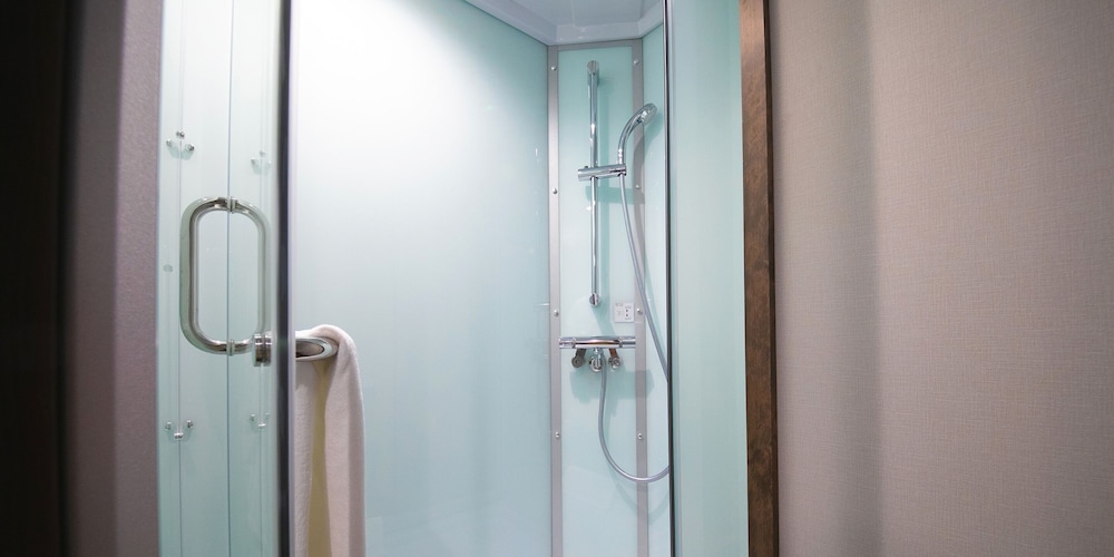 [スーペリア ツイン] 25平米, 2 ベッドルーム, 禁煙 バスルームのシャワー0 | 岩国国際観光ホテル