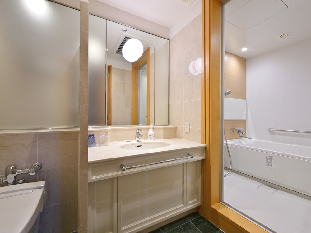 ジュニアスイート　禁煙 バスルーム0 | 高松国際ホテル