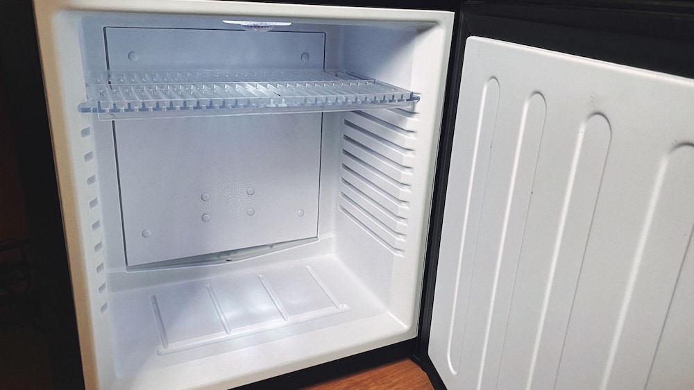セミダブルルーム　禁煙 客室2 | センターホテル三原