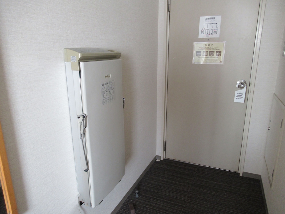 セミダブルルーム 禁煙 客室の設備とサービス2 | センターホテル三原