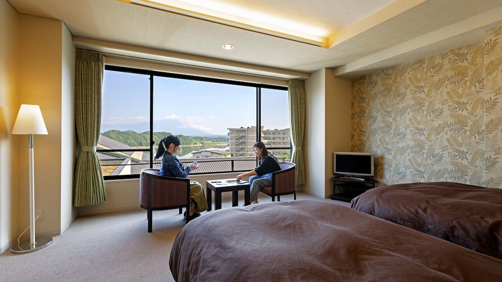 ベーシック ツインルーム 禁煙 レイクビュー | ホテル紫苑