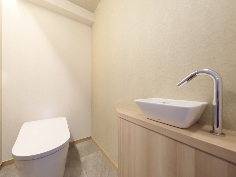 山側エグゼクティブルーム　禁煙　浴室シャワーのみ 客室の設備とサービス0 | ホテル一井