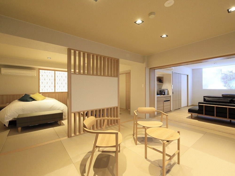 山側エグゼクティブルーム　禁煙　浴室シャワーのみ 客室1 | ホテル一井