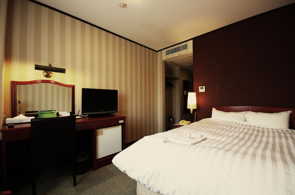 スタンダード ダブルルーム 喫煙可 | つくばの湯アーバンホテル