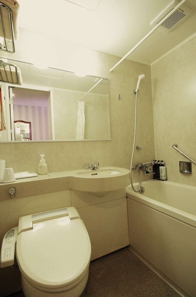 スタンダード ダブルルーム 喫煙可 バスルーム0 | つくばの湯アーバンホテル