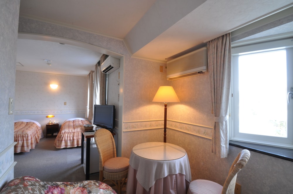 客室1 | カントリーイン ザ ホワイトマリーン