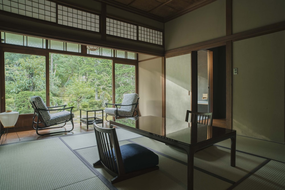 常夏 露天風呂付 客室1 | おちあいろう