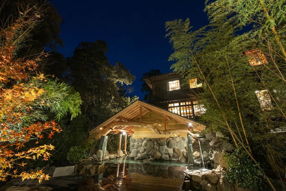 石楠花 露天風呂付(一棟貸) バスルーム7 | おちあいろう