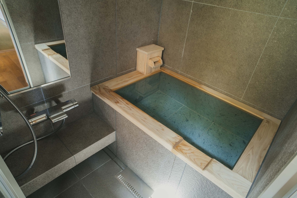 竜胆 バスルーム0 | おちあいろう