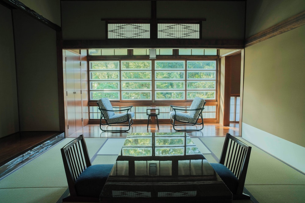 竜胆 | おちあいろう