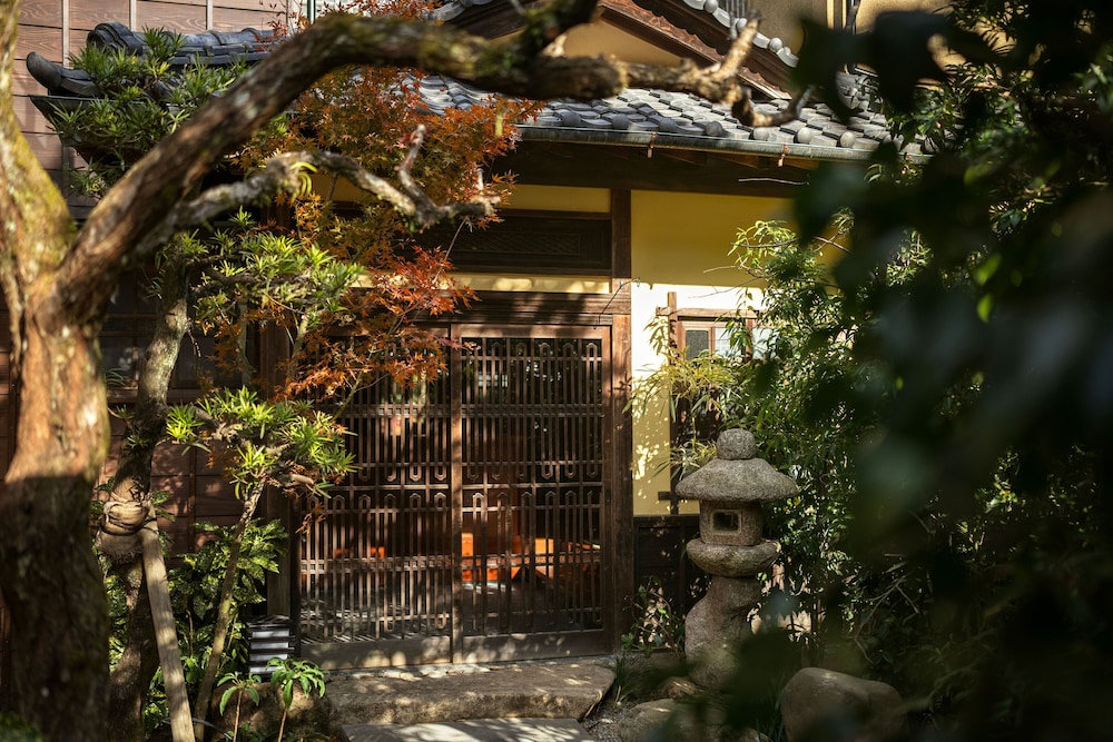 石楠花 露天風呂付(一棟貸) 客室9 | おちあいろう