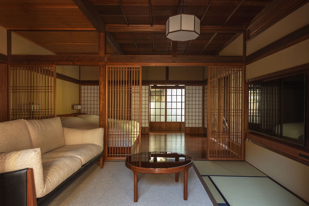 石楠花 露天風呂付(一棟貸) 客室8 | おちあいろう