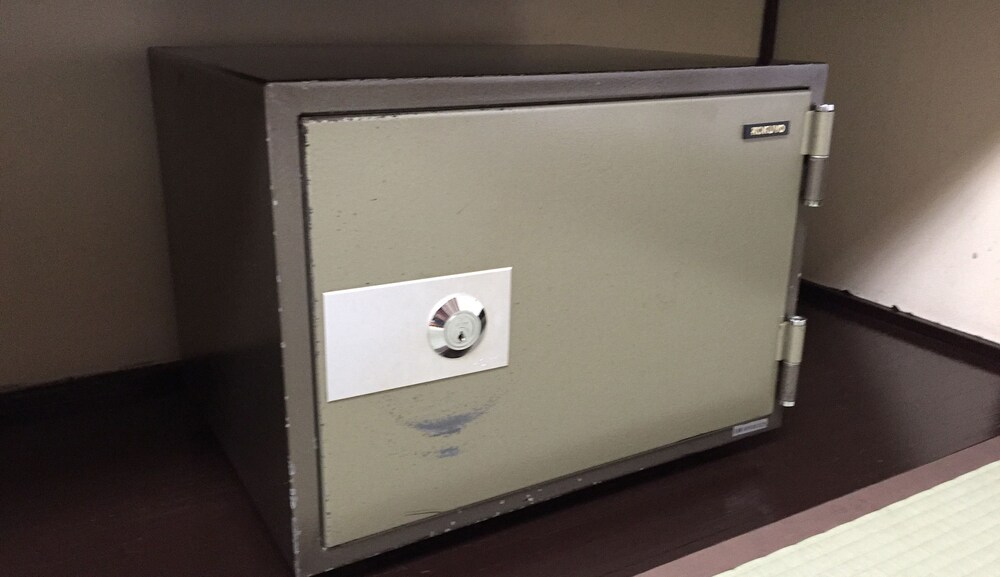 部屋タイプ指定なし 川側 セーフティボックス0 | 一心舘