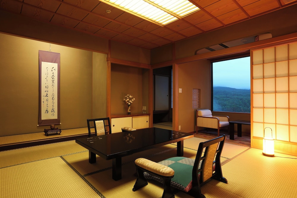 新客殿 茶室庭園付貴賓室 瑞翔 (18+8帖+ツインベッド) 禁煙 客室1 | 草津温泉 ホテル櫻井