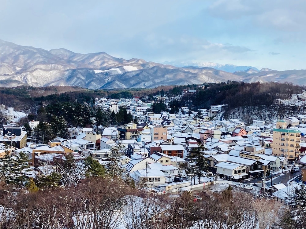 草津一望の高層階&数奇屋造り 新客殿 特別室 (禁煙) 部屋からの景観3 | 草津温泉 ホテル櫻井