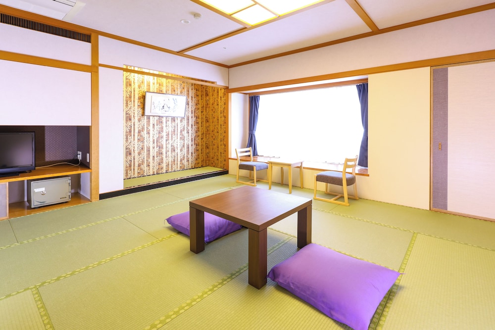 [禁煙] スタンダード和室12.5畳内風呂あり | 大江戸温泉物語 Premium 山下家