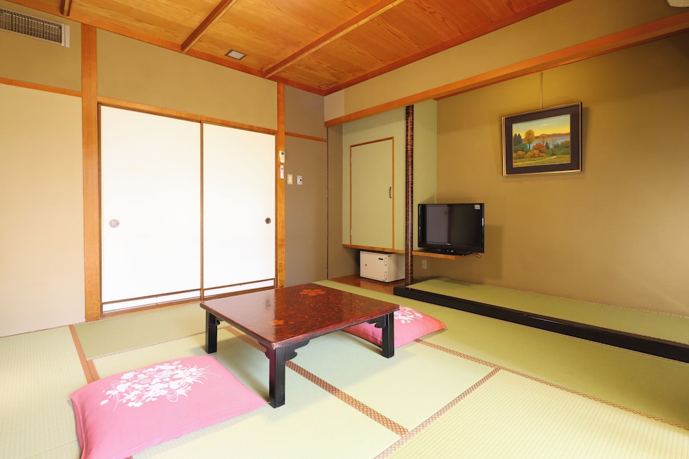 [禁煙] エコノミー和室8畳内風呂なし | 大江戸温泉物語 Premium 山下家