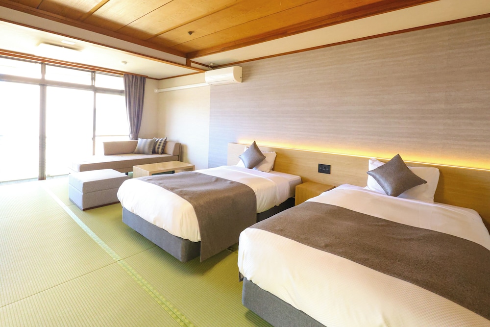 [禁煙] スーペリア和ベッドツイン 3名定員シャワーのみ | 大江戸温泉物語 Premium 山下家