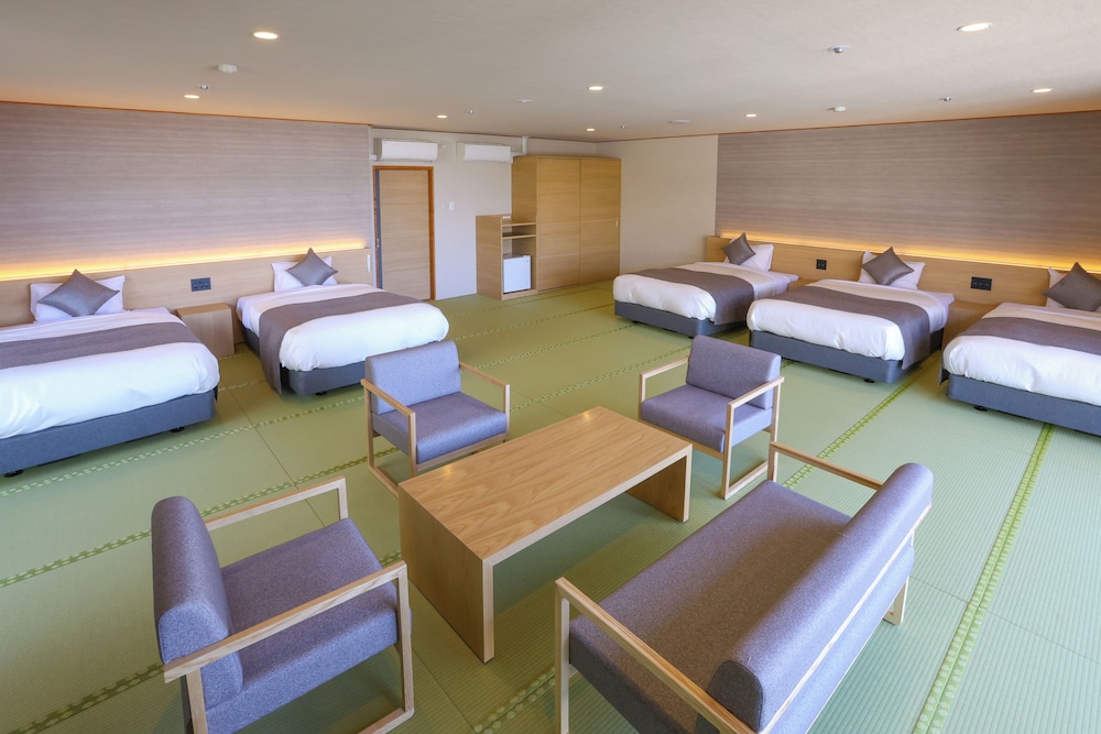 [禁煙] スーペリア和ベッド5名定員内風呂なし | 大江戸温泉物語 Premium 山下家