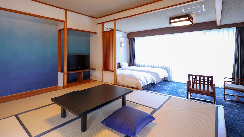 [禁煙] スタンダード和洋室8畳ツインシャワーのみ | 大江戸温泉物語 Premium 鬼怒川観光ホテル