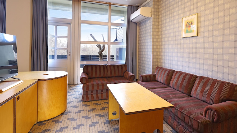 [禁煙] スイート露天風呂付メゾネット和洋室フォース内風呂あり | TAOYA 日光霧降