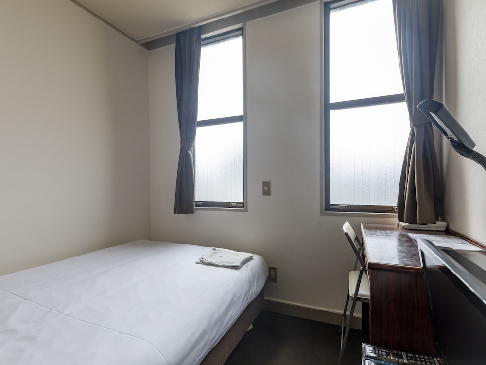 客室1 | Tabist ビジネスホテル末広 松山 客室1 | Tabist ビジネスホテル末広 松山