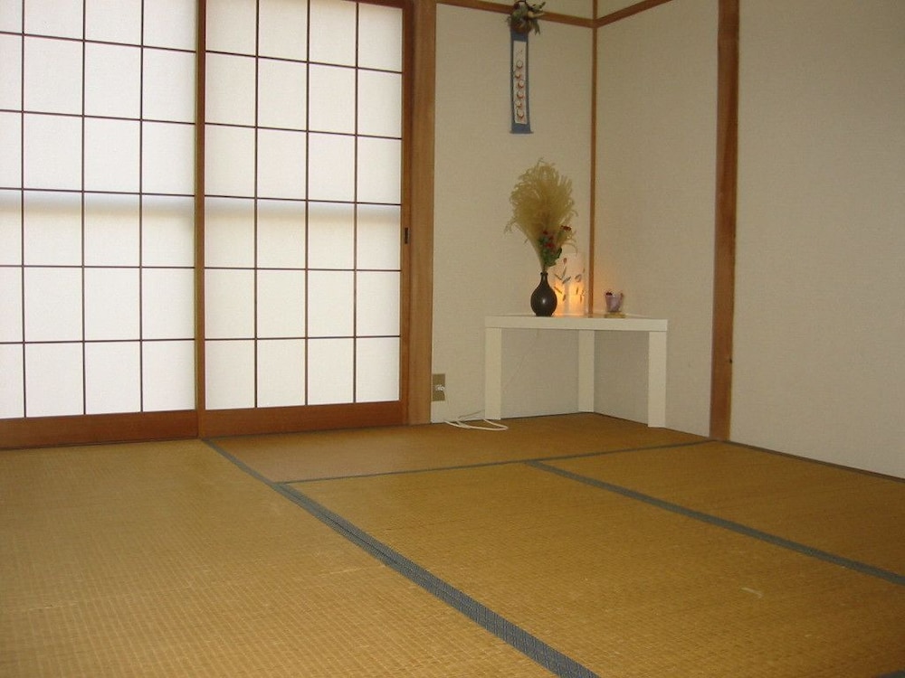 和室 2人部屋 共用バスルーム | ロッヂ スタックポイント
