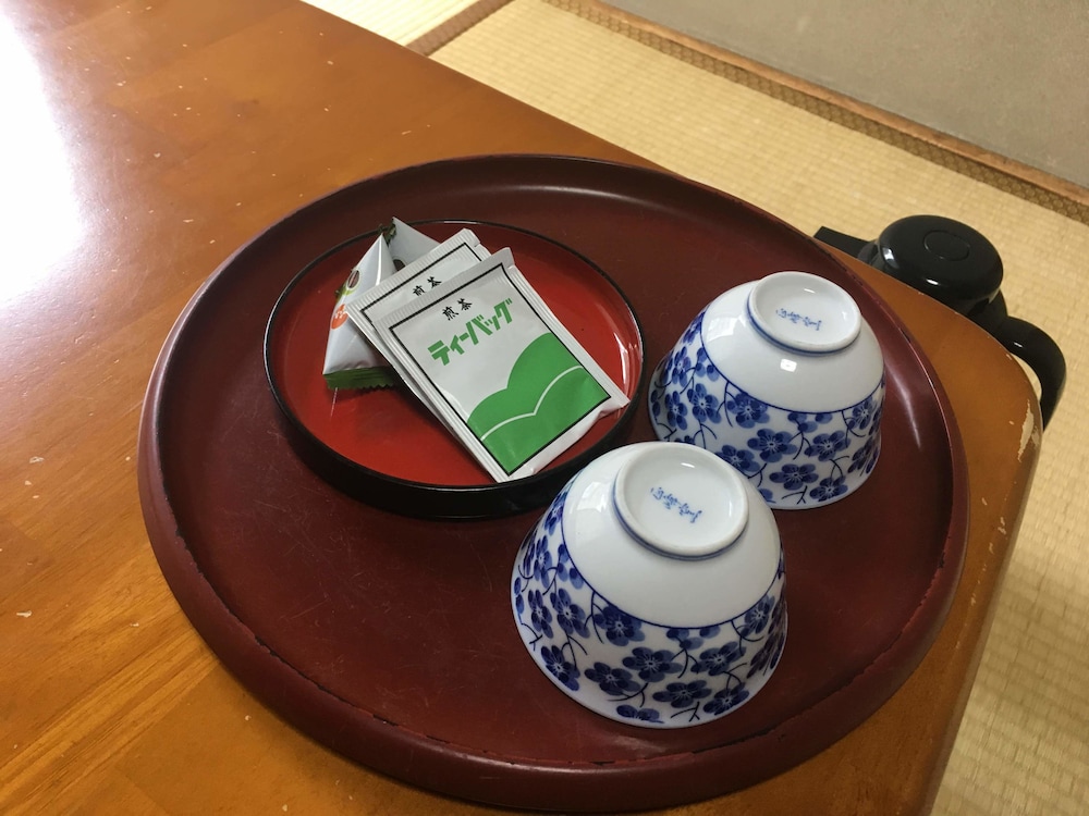 本館和室 客室2 | 高野屋