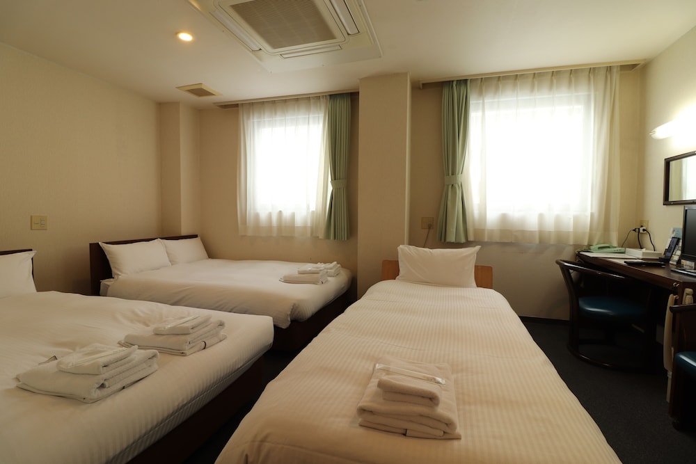 トリプルルーム 喫煙可 | ホテルグリーンアーバ