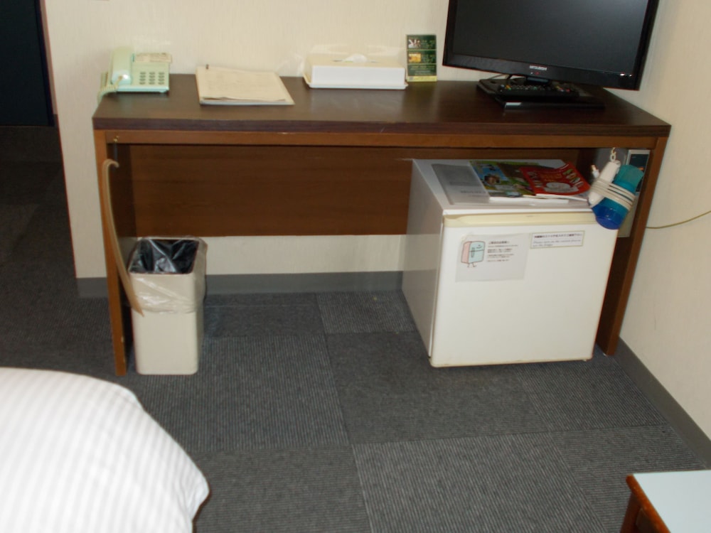 セミダブルルーム 喫煙可 客室1 | ホテルグリーンアーバ