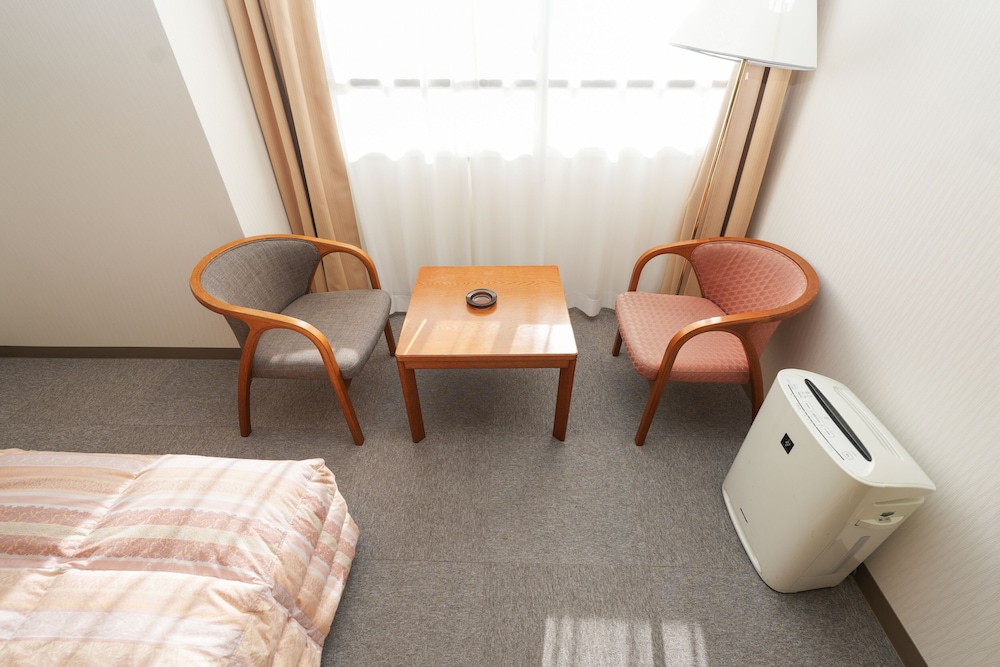 スーペリア ツインルーム 禁煙 客室6 | 天童セントラルホテル