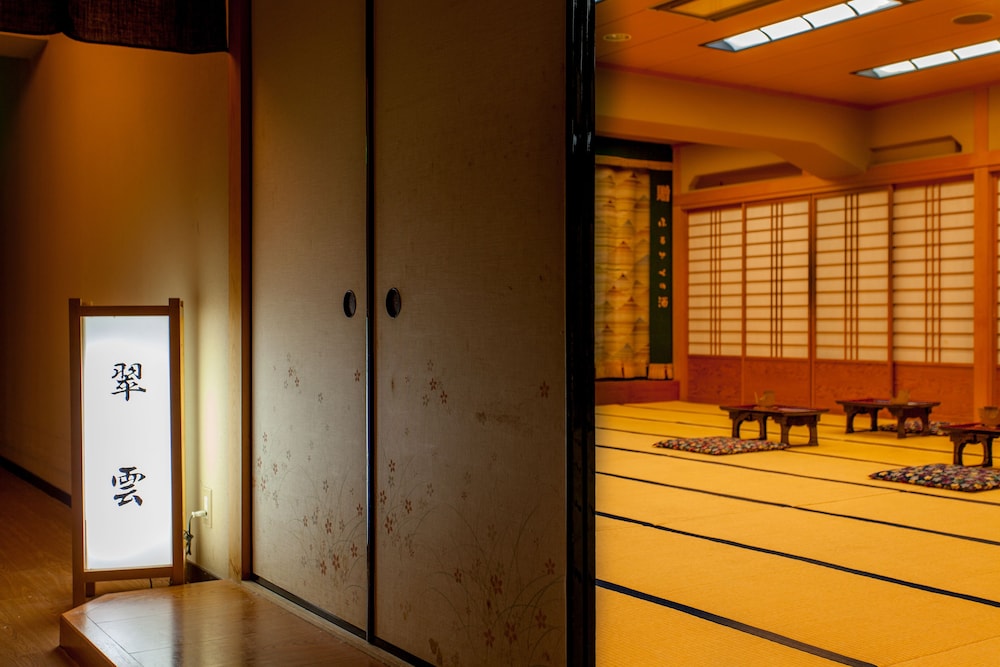 レストラン1 | 下呂温泉奥田屋八峰苑 レストラン1 | 下呂温泉奥田屋八峰苑