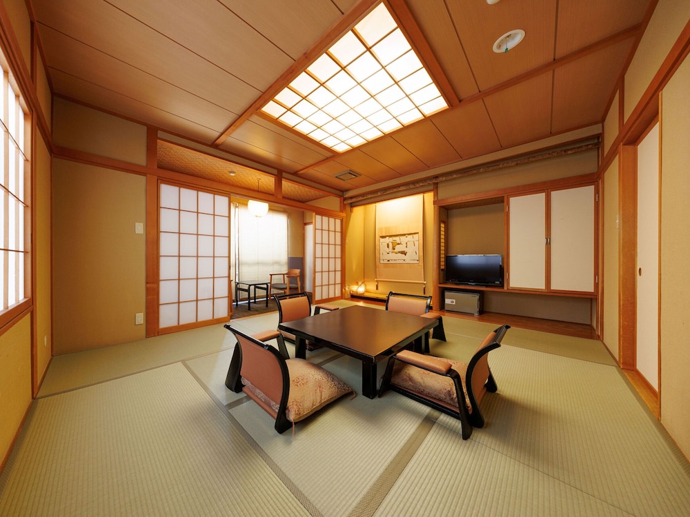 グレードアップ和室 10畳 禁煙 | 美ケ原温泉　追分屋旅館