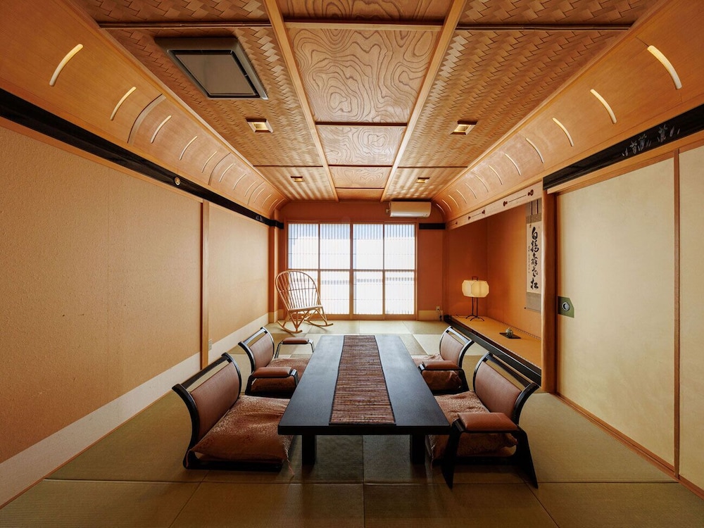 3階特別室 [松柏] 12畳和室 禁煙 客室1 | 美ケ原温泉　追分屋旅館